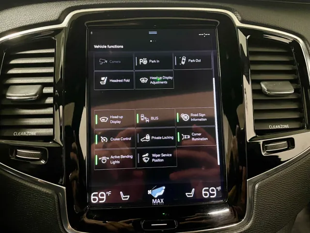 2016 Volvo XC90 Momentum - Photo 15