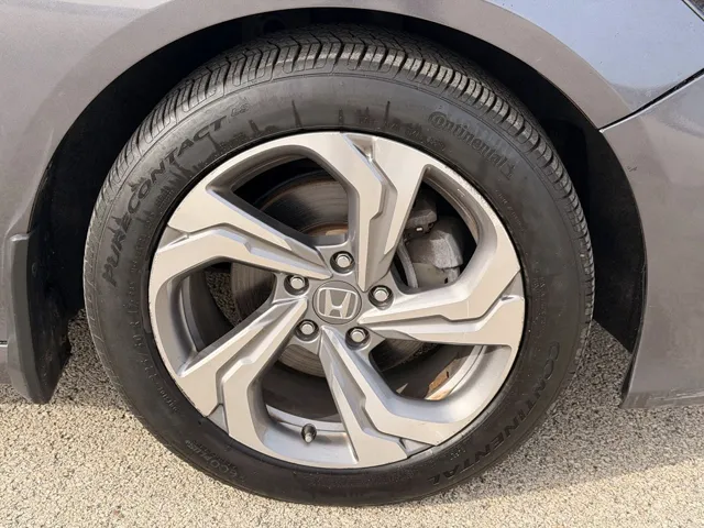 2018 Honda Accord EX-L - Photo 12