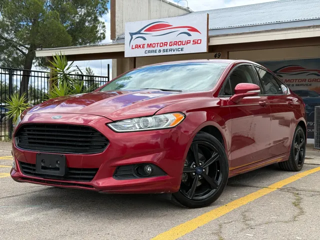 2016 Ford Fusion SE FWD's photo
