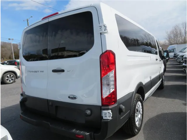 2015 Ford Transit XLT - Photo 31