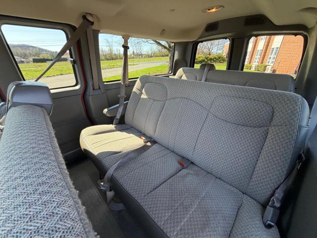 2005 Chevrolet Express 1500 AWD