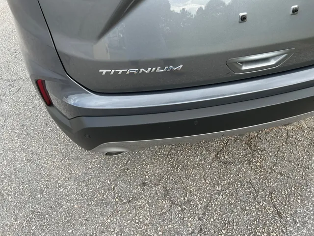 2022 Ford Edge Titanium - Photo 7