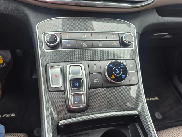 2023 Hyundai Santa Fe SE - Photo 23