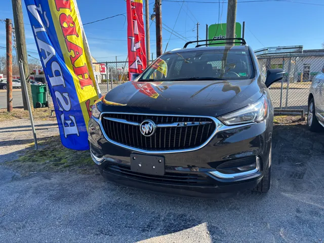 2019 Buick Enclave Essence's photo