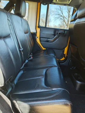 2014 Jeep Wrangler Unlimited Altitude - Photo 9