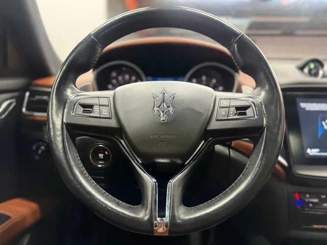 2017 Maserati Ghibli S - Photo 10