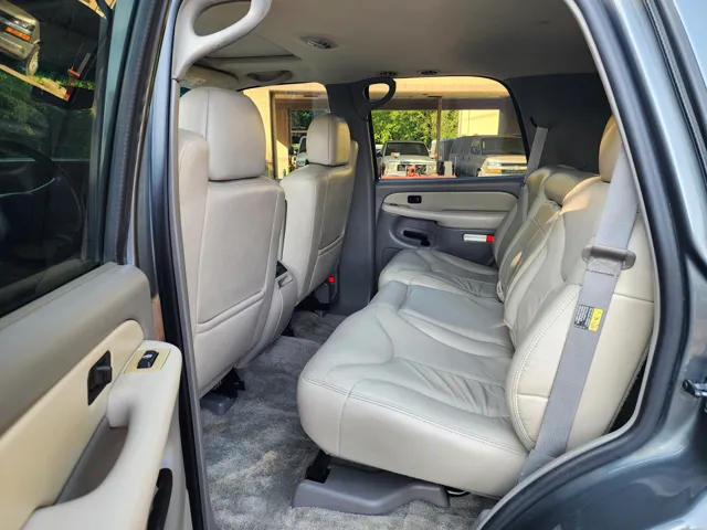 2001 Gmc Yukon SLE photo 15