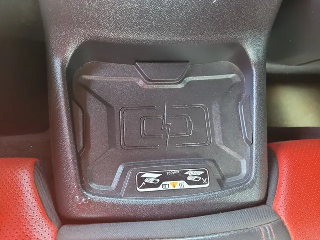 2017 Chevrolet Camaro 2SS - Photo 26