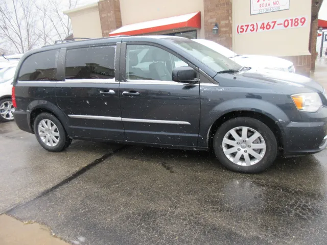2014 Chrysler Town & Country Touring