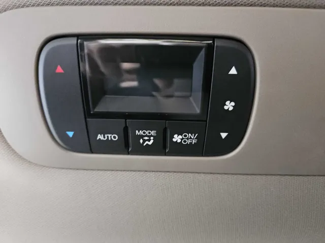 2019 Honda Odyssey EX-L photo 19