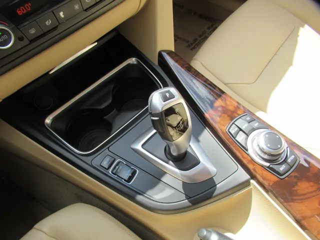 2013 BMW 3 Series 328i - Photo 28