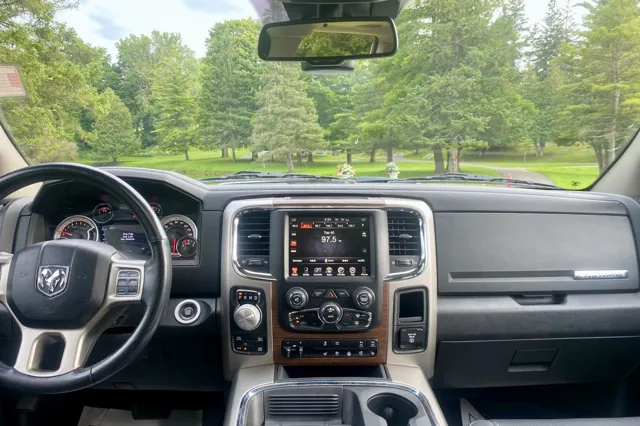 2017 RAM Ram 1500 Pickup Laramie - Photo 19