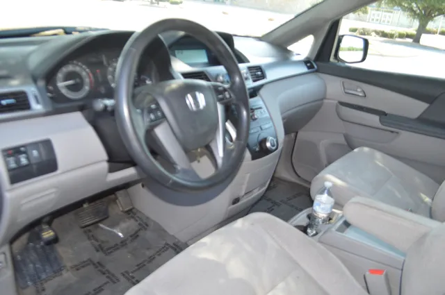 2011 Honda Odyssey EX - Photo 12