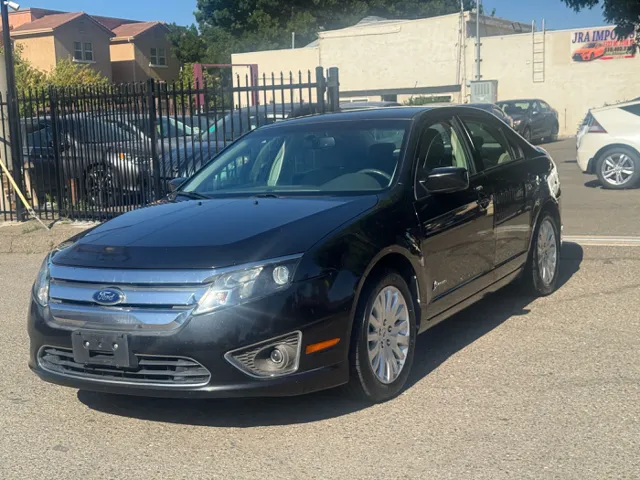 2010 Ford Fusion's photo