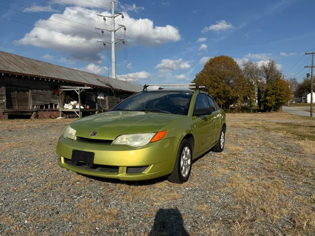 2004 Saturn ION 2