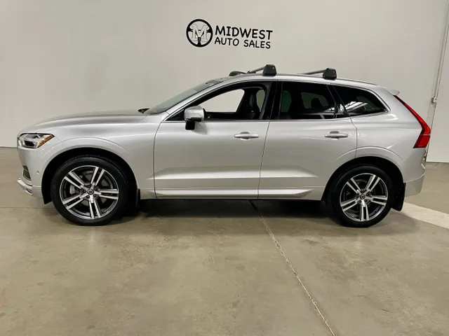 2019 Volvo XC60 Momentum - Photo 2