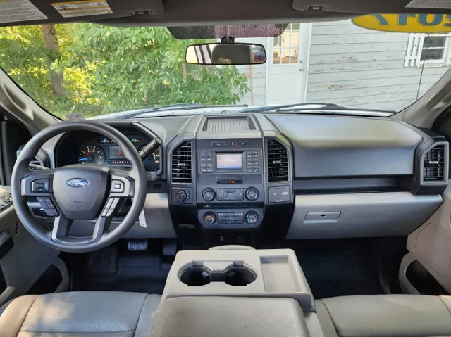 2017 Ford F-150 XL photo 16