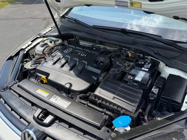2015 Volkswagen Golf SportWagen TDI S