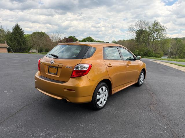 2009 Toyota Matrix Base 4-Speed AT