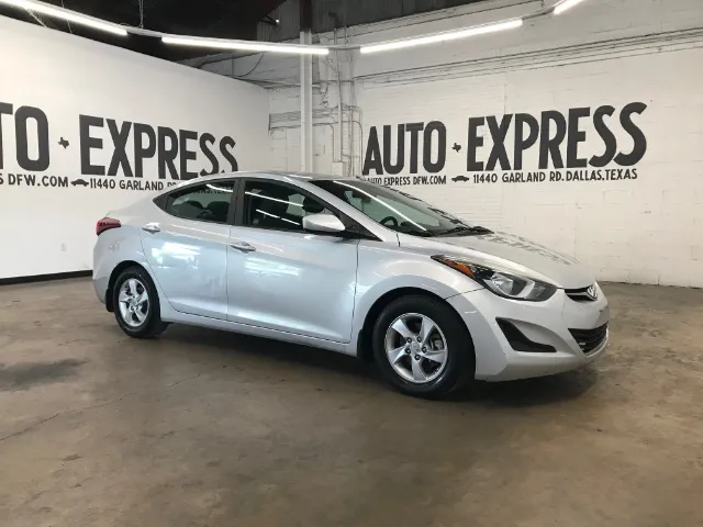 2015 Hyundai Elantra 1.8 SE A/T's photo