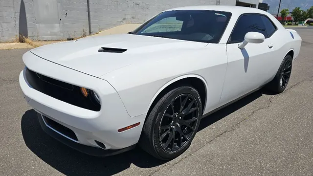 2018 Dodge Challenger SXT