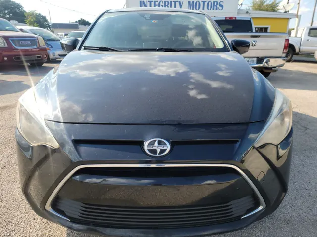 2016 Scion iA Base