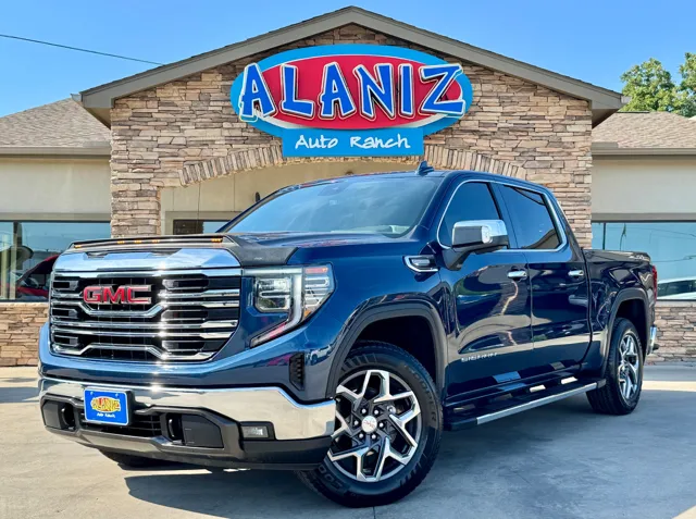 2023 GMC Sierra 4WD Crew Cab Short Box SLT's photo