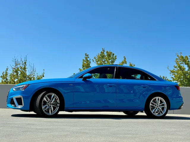 2022 Audi A4 Premium Plus - Photo 6