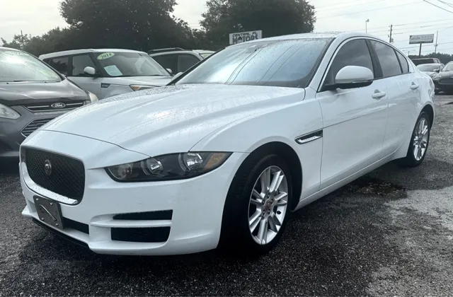 2018 Jaguar XE Premium