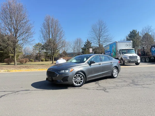 2020 Ford Fusion SE