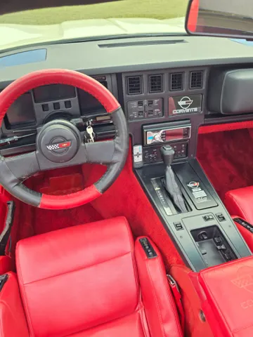 1987 Chevrolet Corvette - Photo 24
