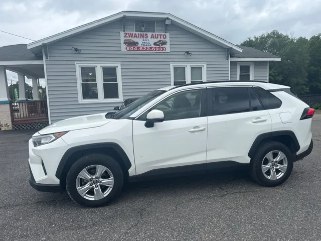 2019 Toyota RAV4 XLE AWD's photo