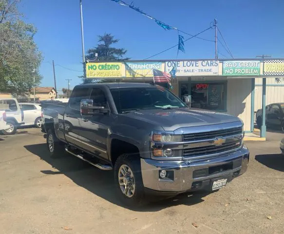 2016 Chevrolet Silverado HD LTZ 4WD Crew Cab Standard Box's photo