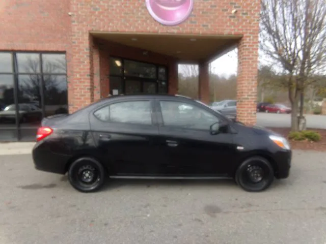 2020 Mitsubishi Mirage G4 ES's photo