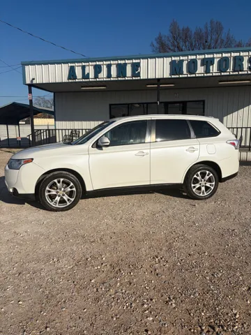 2014 Mitsubishi Outlander SE