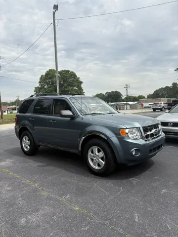 2011 Ford Escape XLT 4WD's photo