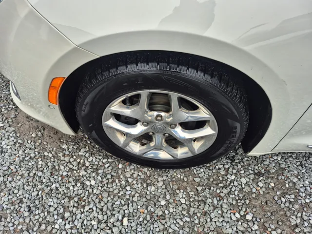 2017 Chrysler Pacifica Limited - Photo 10
