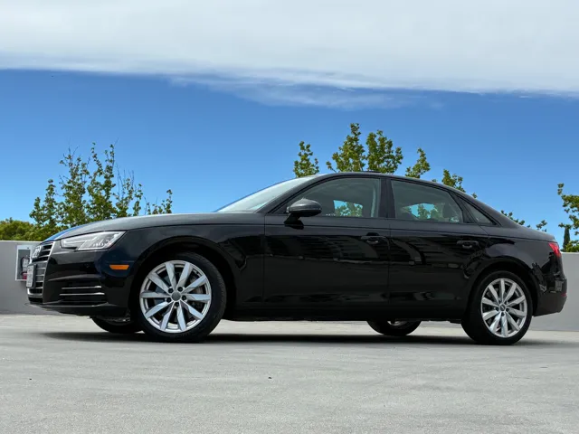 2017 Audi A4 Premium - Photo 6
