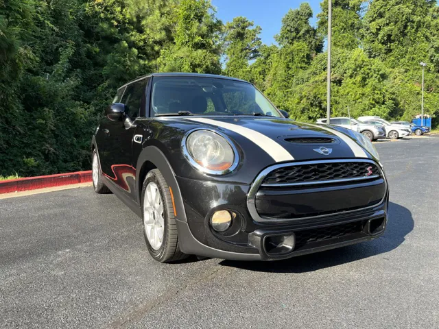 2017 MINI Cooper