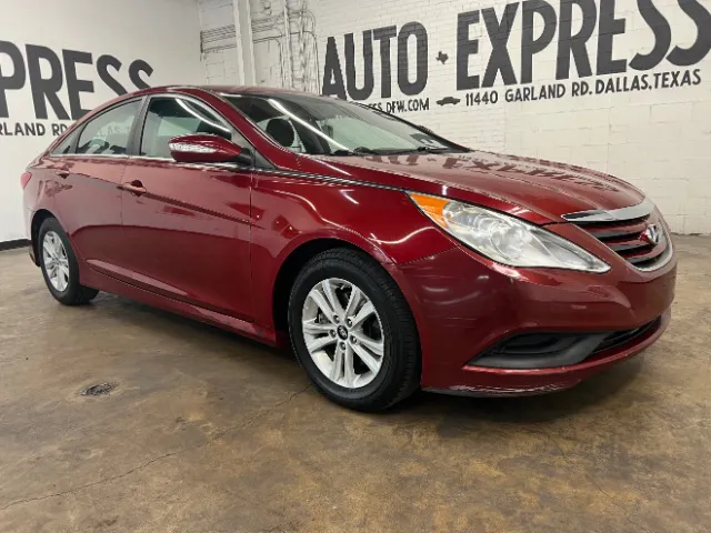 2014 Hyundai Sonata GLS I4 A/T's photo
