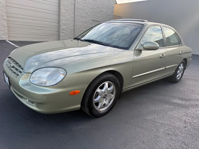 2000 Hyundai Sonata GLS