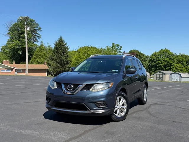 2016 Nissan Rogue SV AWD photo