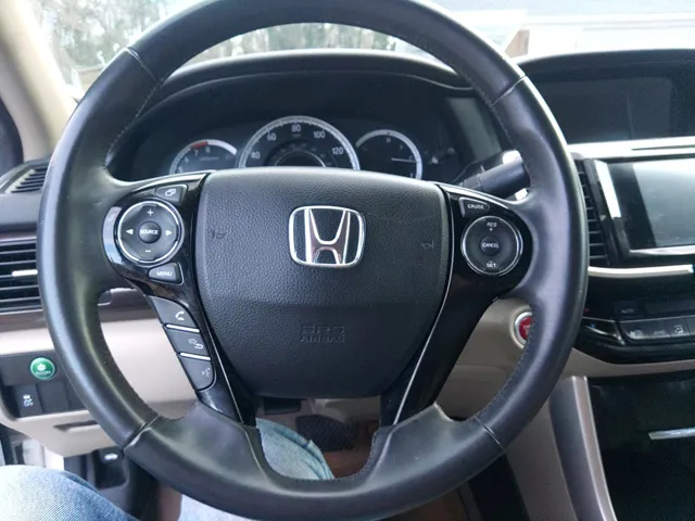 2016 Honda Accord EX-L - Photo 26