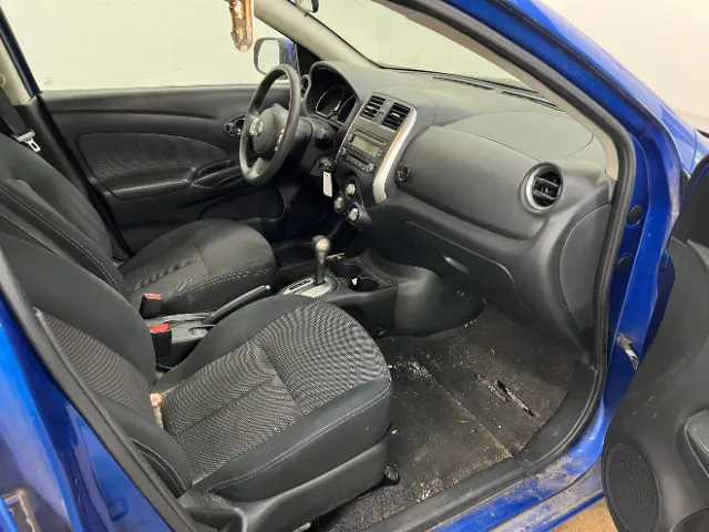 2014 Nissan Versa Sedan SV - Photo 8