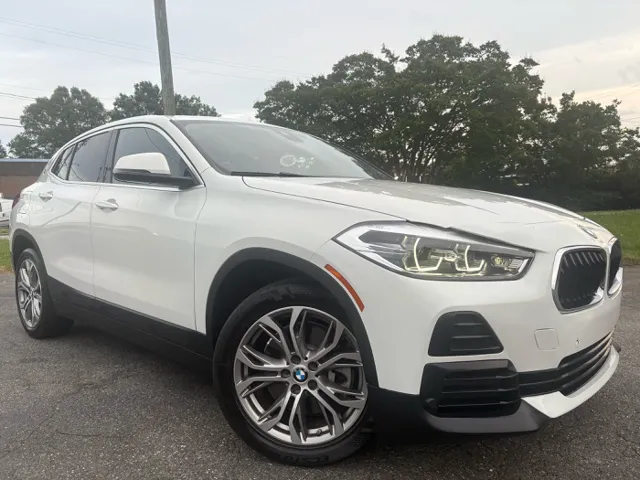 2022 BMW X2 28i's photo