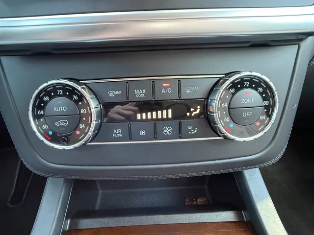 2012 Mercedes-Benz M-Class ML63 AMG - Photo 33