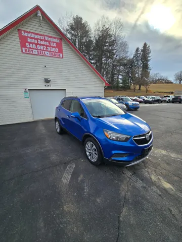 2018 Buick Encore Preferred's photo