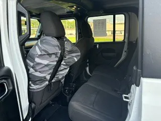 2023 Jeep Gladiator Sport S - Photo 6