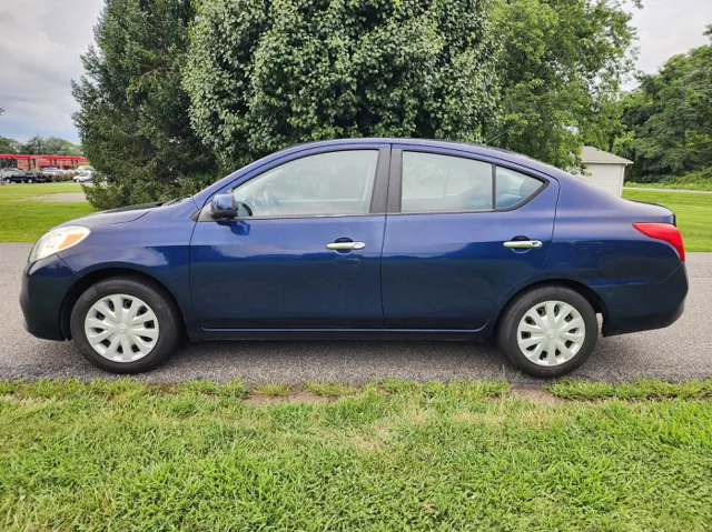 2012 Nissan Versa 