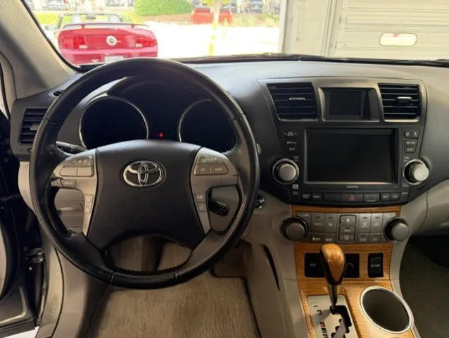 2008 Toyota Highlander Limited Hybrid - Photo 11